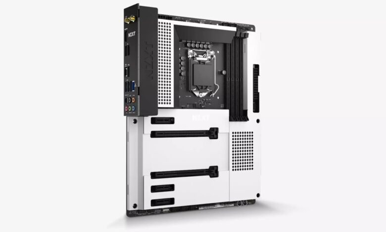 Z590 Motherboard Review